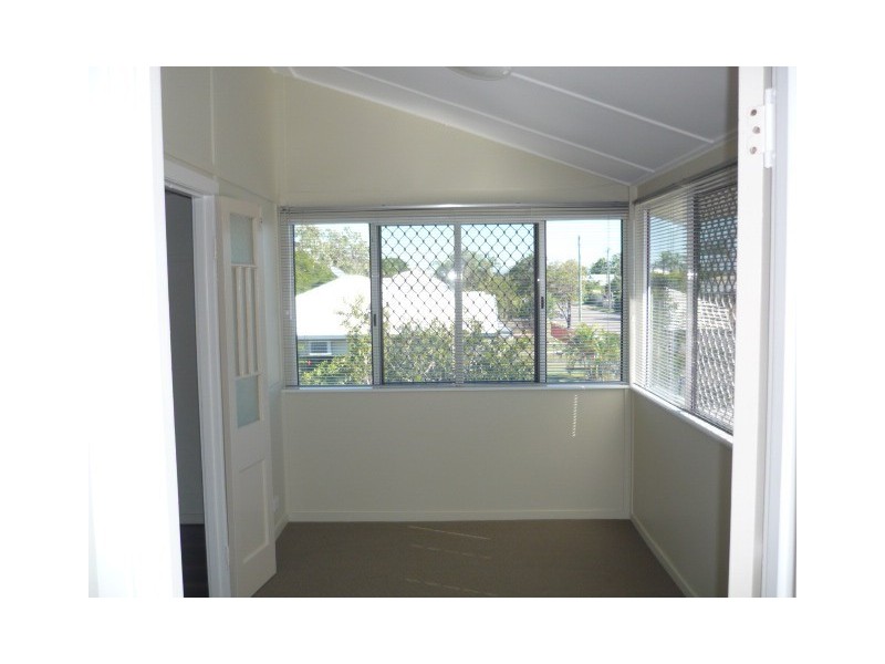 3/133 Howlett Street, Currajong QLD 4812