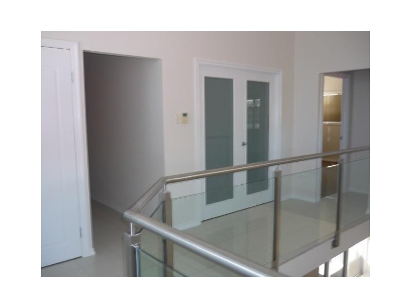 2/35 McKinley Street, North Ward QLD 4810