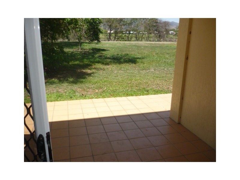 3/15 Welsh Street, Mundingburra QLD 4812