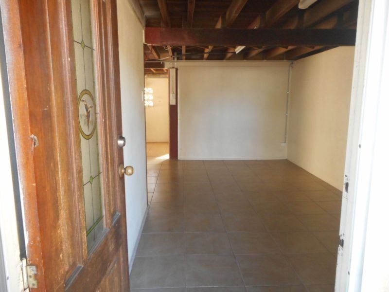 30 Meenan Street, Townsville City QLD 4810