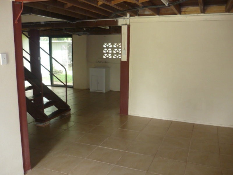 30 Meenan Street, Townsville City QLD 4810