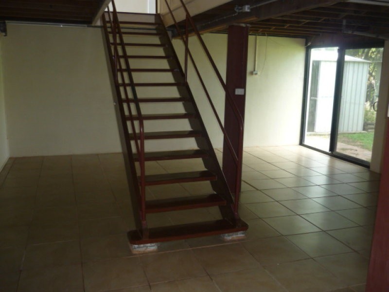 30 Meenan Street, Townsville City QLD 4810