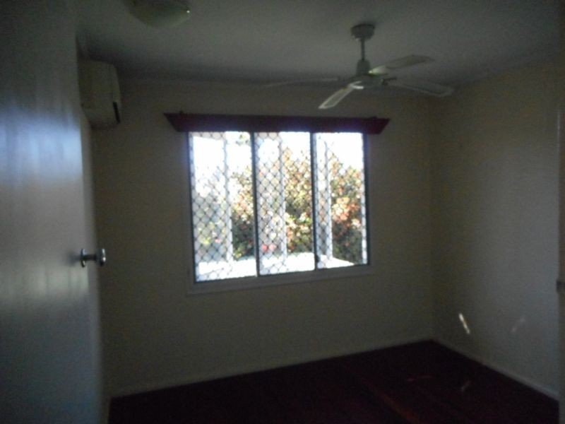 30 Meenan Street, Townsville City QLD 4810