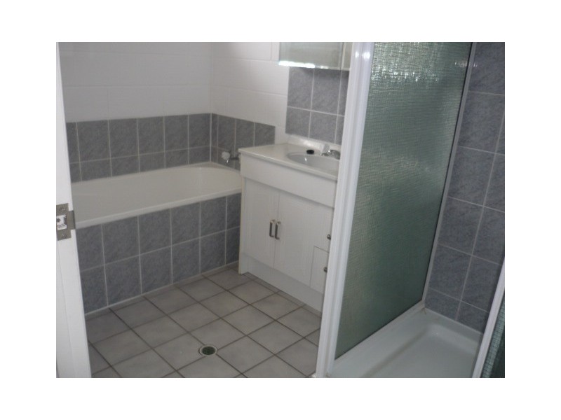 9/12 Old Comon Road, Belgian Gardens QLD 4810