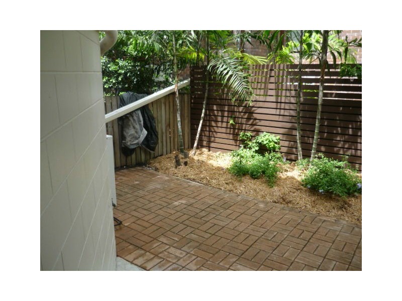 9/12 Old Comon Road, Belgian Gardens QLD 4810