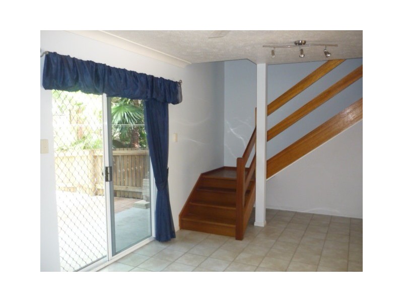 9/12 Old Comon Road, Belgian Gardens QLD 4810