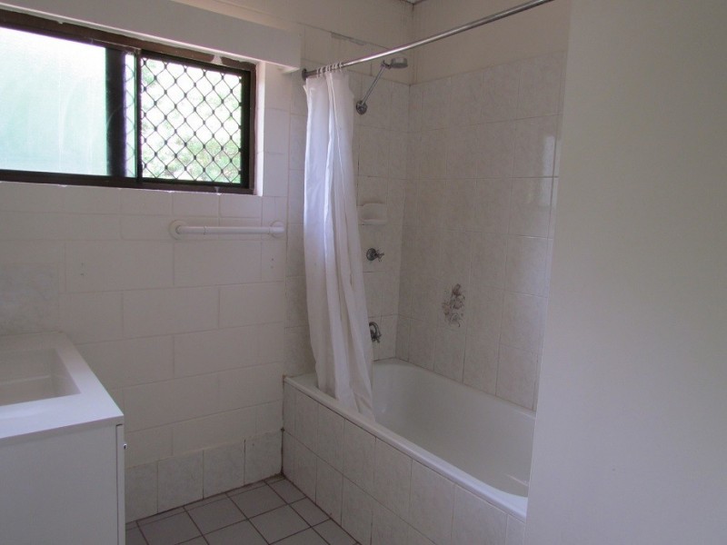 554 Bayswater Road, Mount Louisa QLD 4814