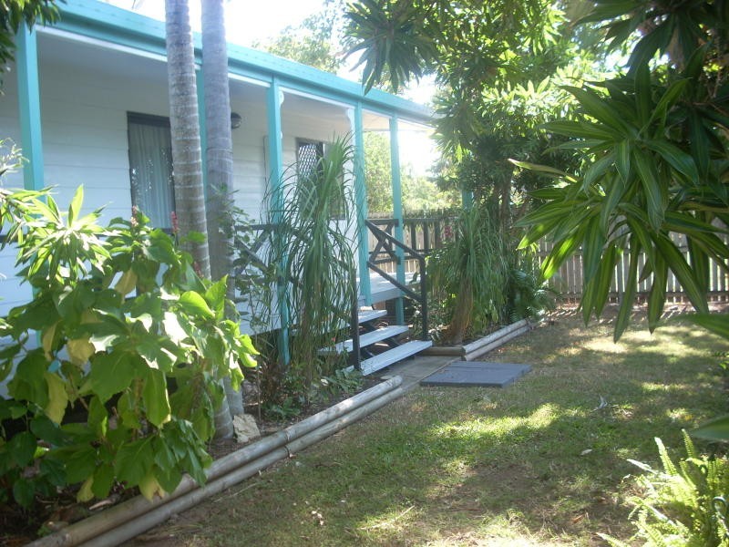 18 Banks Street, Wulguru QLD 4811