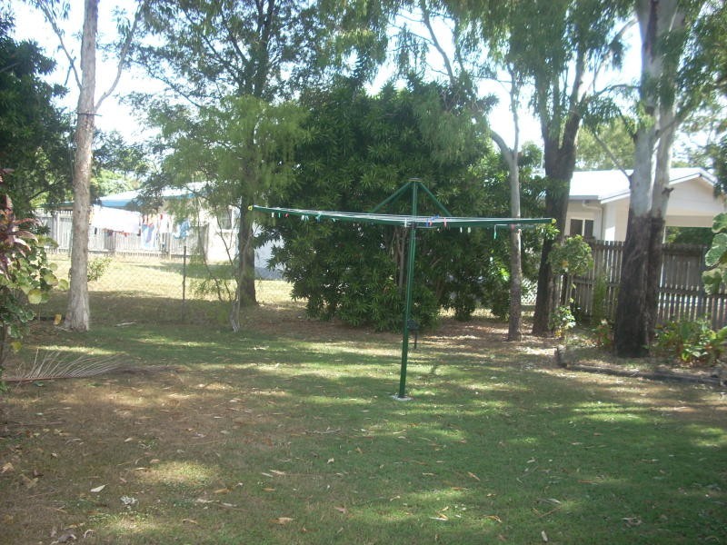 18 Banks Street, Wulguru QLD 4811