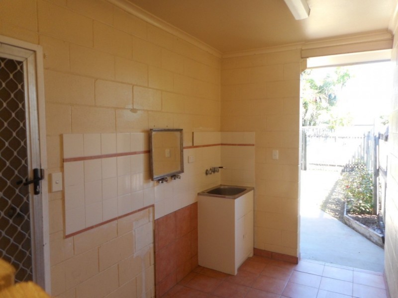 A/5 Yanda Street, Mount Louisa QLD 4814