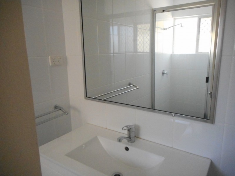 A/5 Yanda Street, Mount Louisa QLD 4814