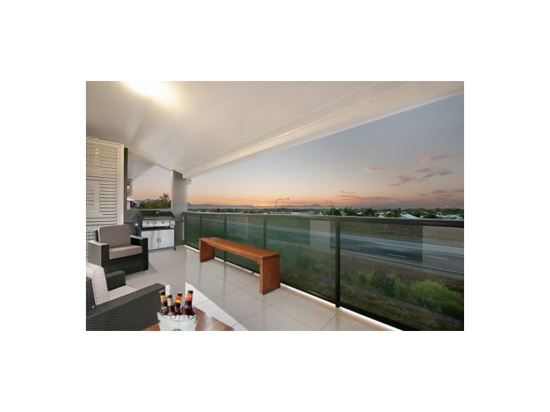 55/309 Angus Smith Drive, Douglas QLD 4814