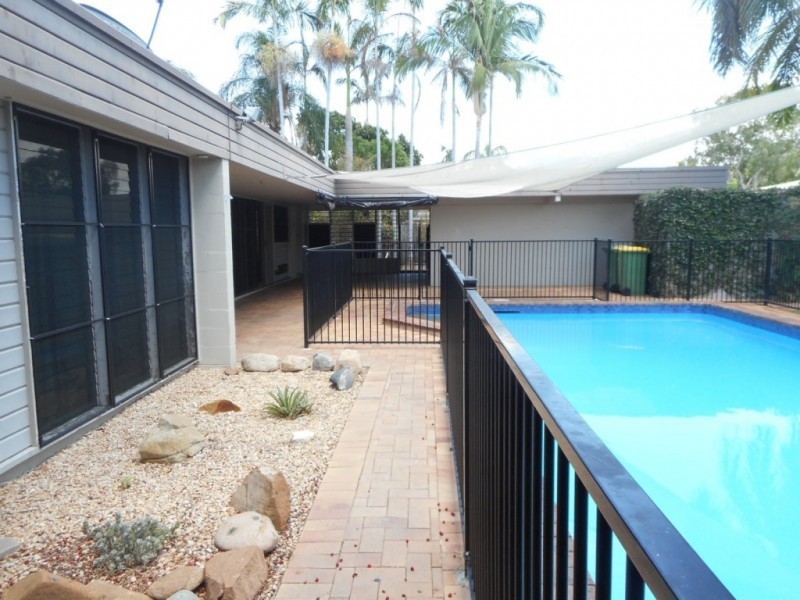 11 Bahr Crt, Heatley QLD 4814