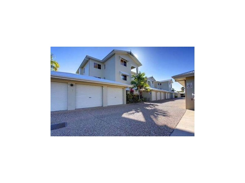 23/18-22 Martinez Ave, West End QLD 4810