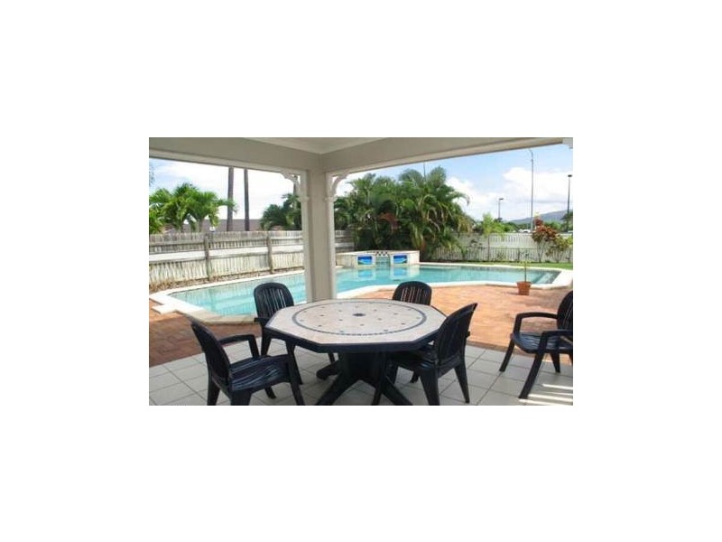 23/18-22 Martinez Ave, West End QLD 4810