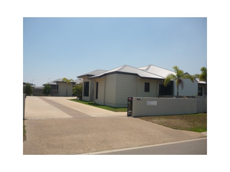 4/74 Sandplover Cct, Bohle Plains QLD 4817
