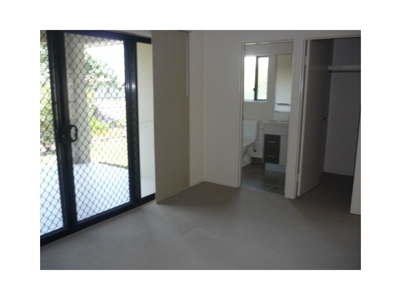 4/74 Sandplover Cct, Bohle Plains QLD 4817