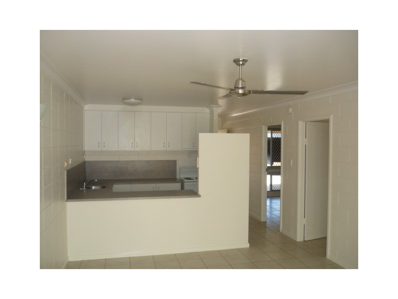 1/17 Harold Street, West End QLD 4810