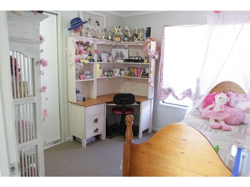 3 Newbury Drive, Mount Low QLD 4818