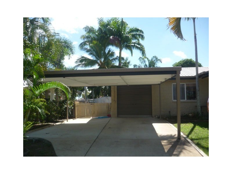 7 Rafffles Court, Kelso QLD 4815