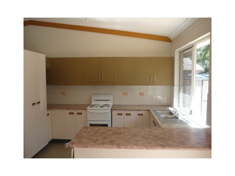 7 Rafffles Court, Kelso QLD 4815