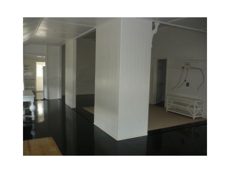 31 Alexandra Street, North Ward QLD 4810