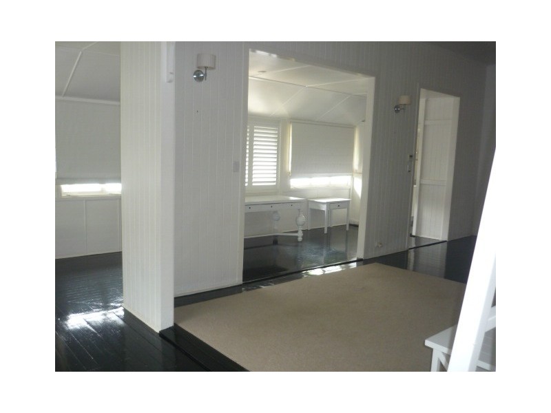 31 Alexandra Street, North Ward QLD 4810