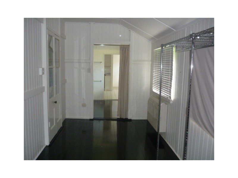 31 Alexandra Street, North Ward QLD 4810