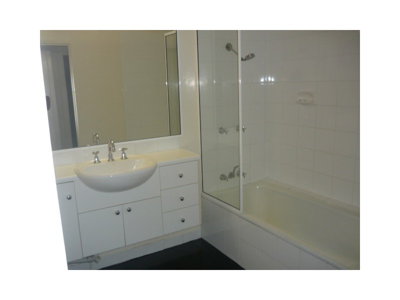 31 Alexandra Street, North Ward QLD 4810