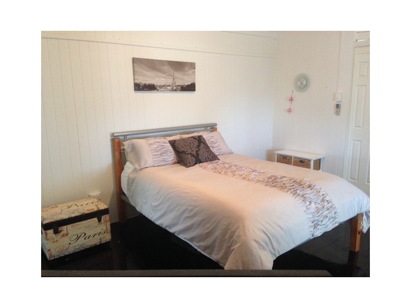 31 Alexandra Street, North Ward QLD 4810