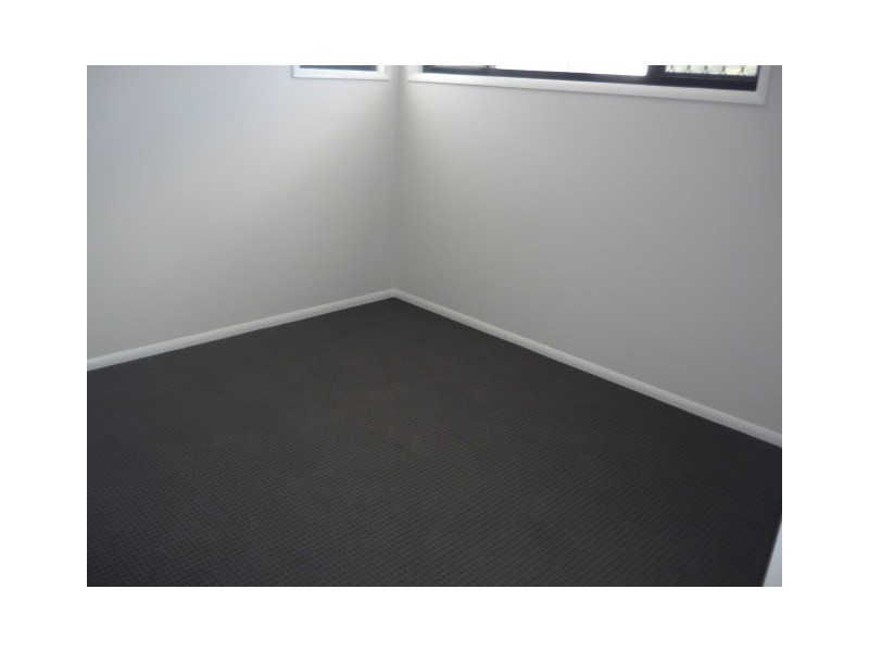 Bushland Beach QLD 4818