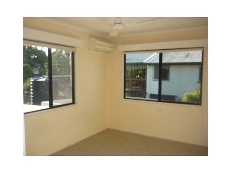 1/28 Seventh Avenue, Railway Estate QLD 4810