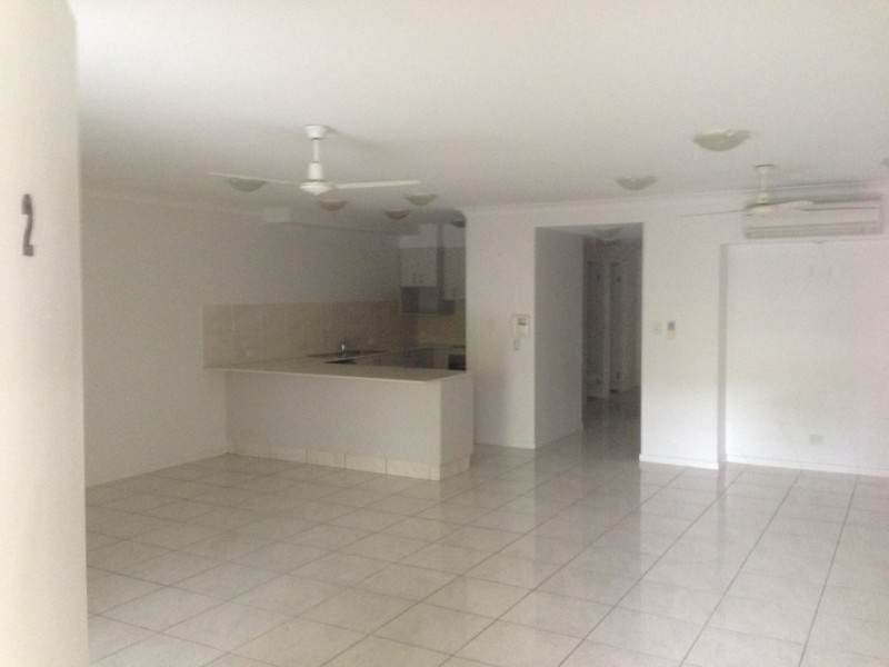 2/51 Harold Street, West End QLD 4810