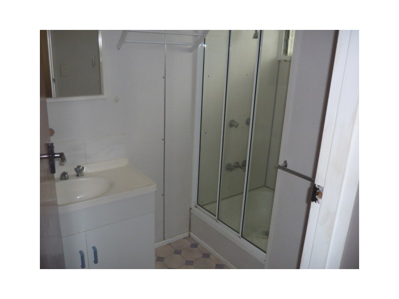 2/5 Kelso Street, Aitkenvale QLD 4814