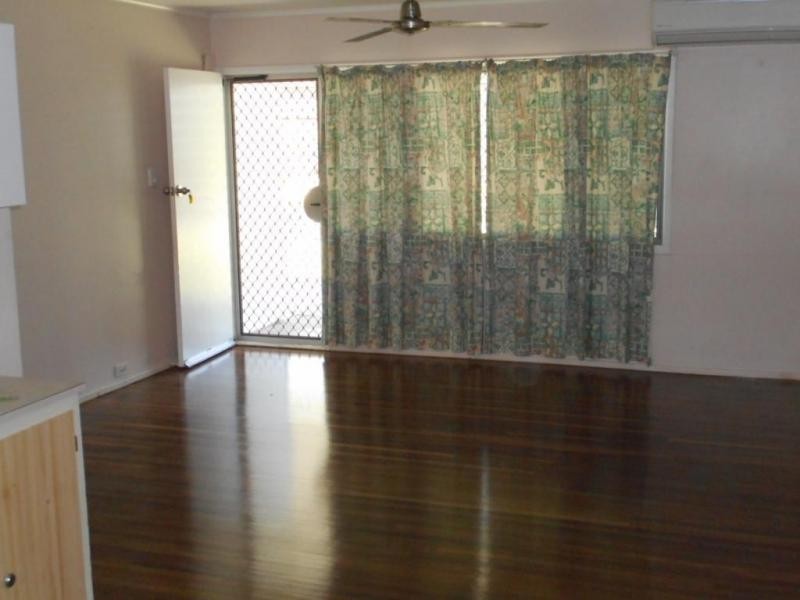 2/5 Kelso Street, Aitkenvale QLD 4814