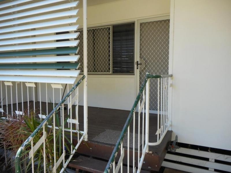 2/5 Kelso Street, Aitkenvale QLD 4814