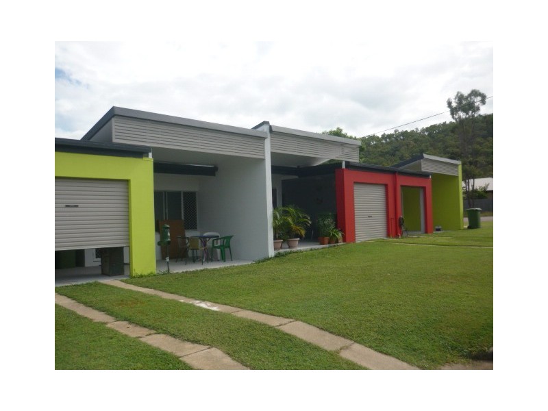 West End QLD 4810