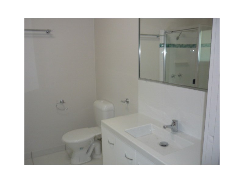 West End QLD 4810