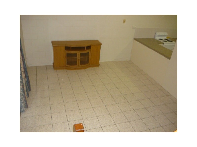 7/104-106 Cook Street, North Ward QLD 4810