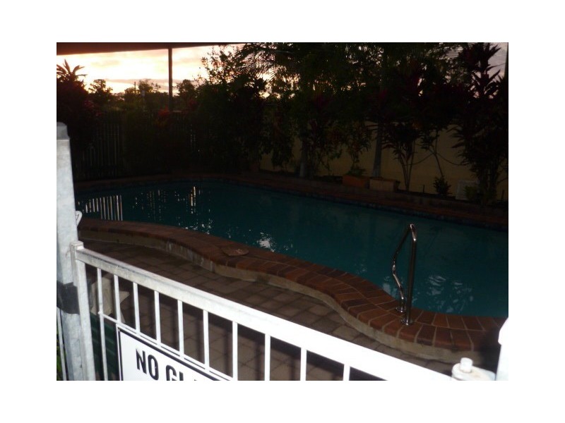 7/104-106 Cook Street, North Ward QLD 4810