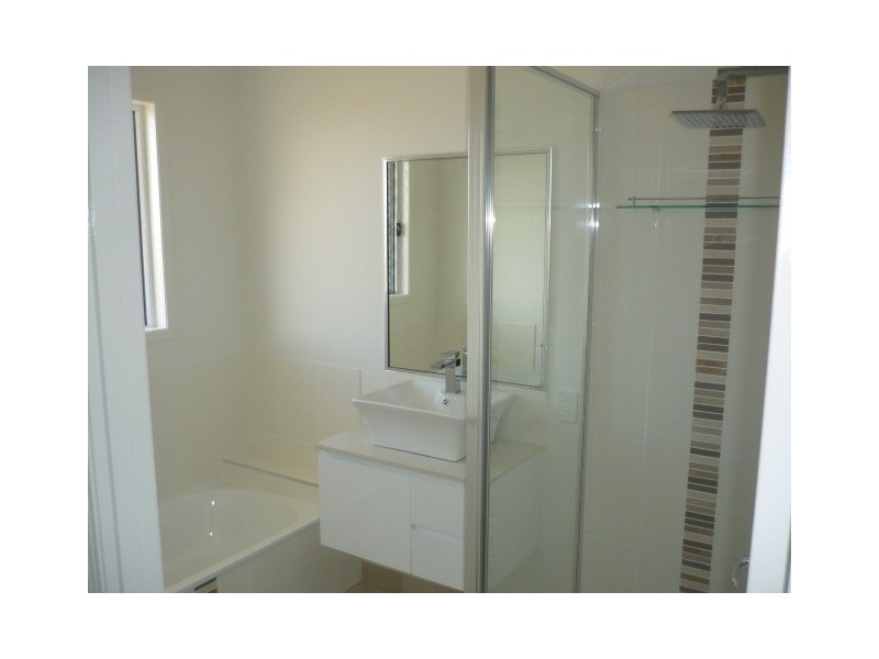 60 Monolith Circuit, Mount Louisa QLD 4814