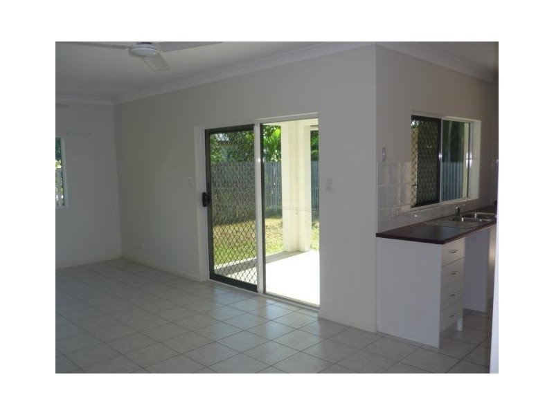 5a Tippett Street, Gulliver QLD 4812