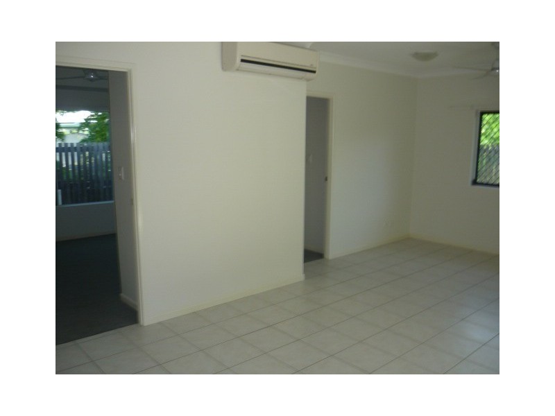 5a Tippett Street, Gulliver QLD 4812