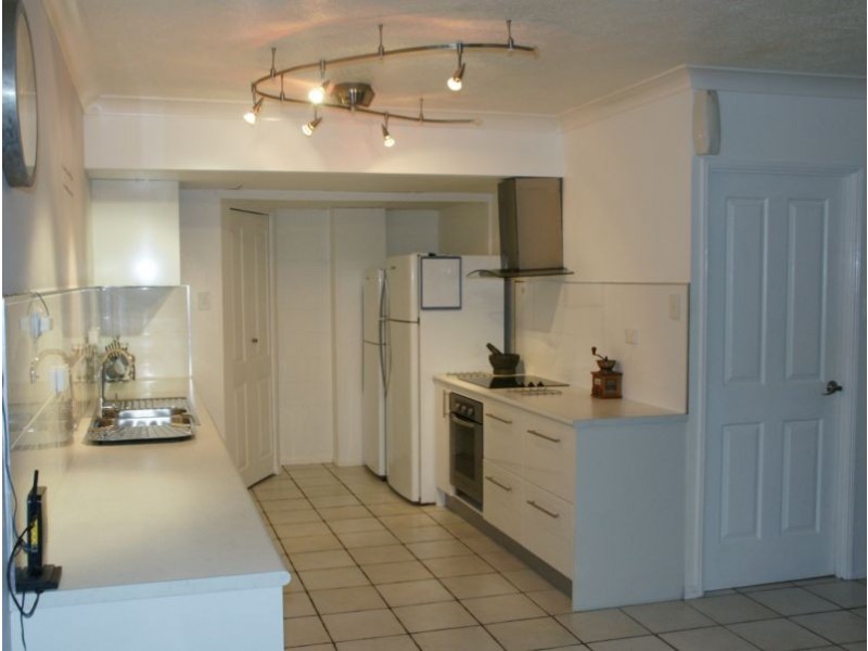 10/12 Old Common Road, Belgian Gardens QLD 4810