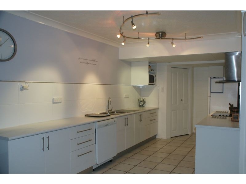 10/12 Old Common Road, Belgian Gardens QLD 4810