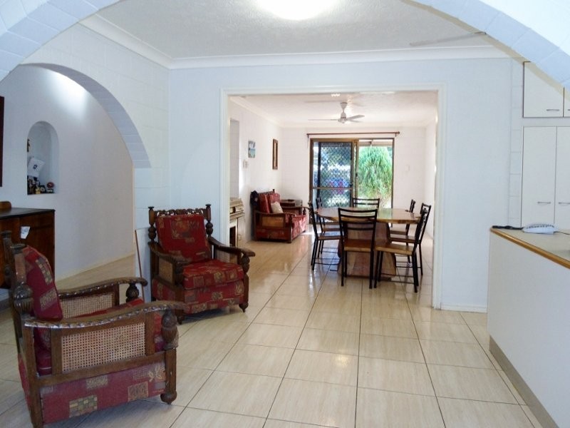 2 Brady Road, Oak Valley QLD 4811