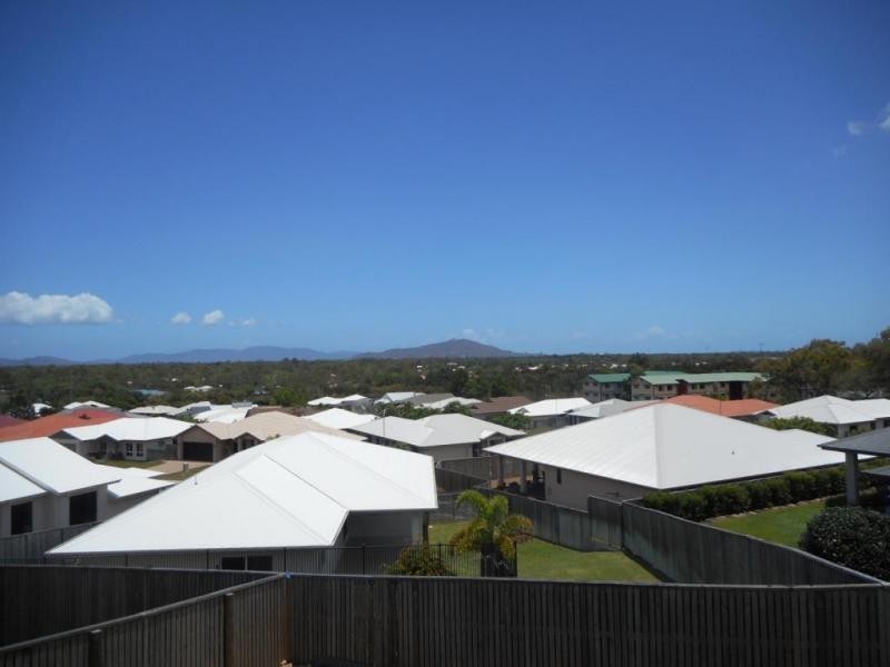 30 Girraween Ave, Douglas QLD 4814