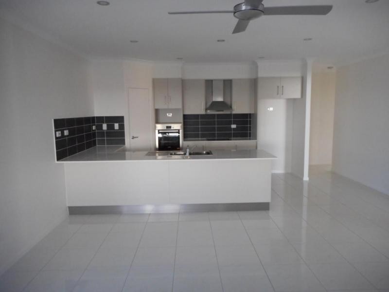 30 Girraween Ave, Douglas QLD 4814