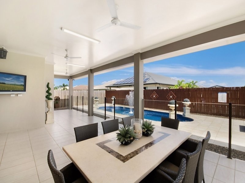 17 Dampier Cresent, Burdell QLD 4818