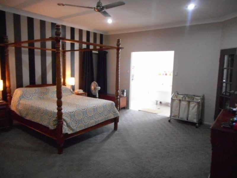 17 Dampier Cresent, Burdell QLD 4818